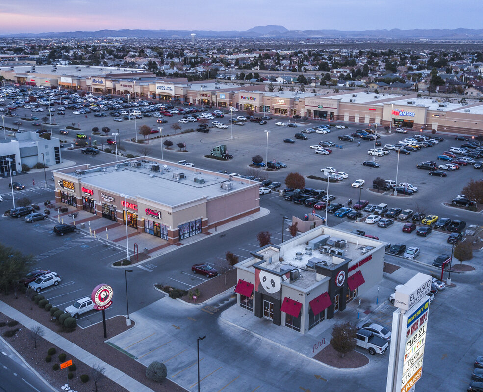 Shops at El Paseo